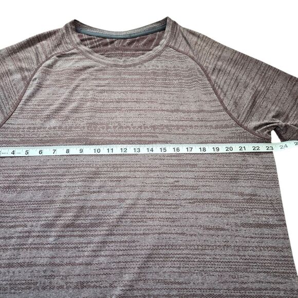 Men's Athletic Tee Berry Color Size XL - Picture 6 of 7
